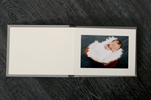 Newborn-photographer-mackay