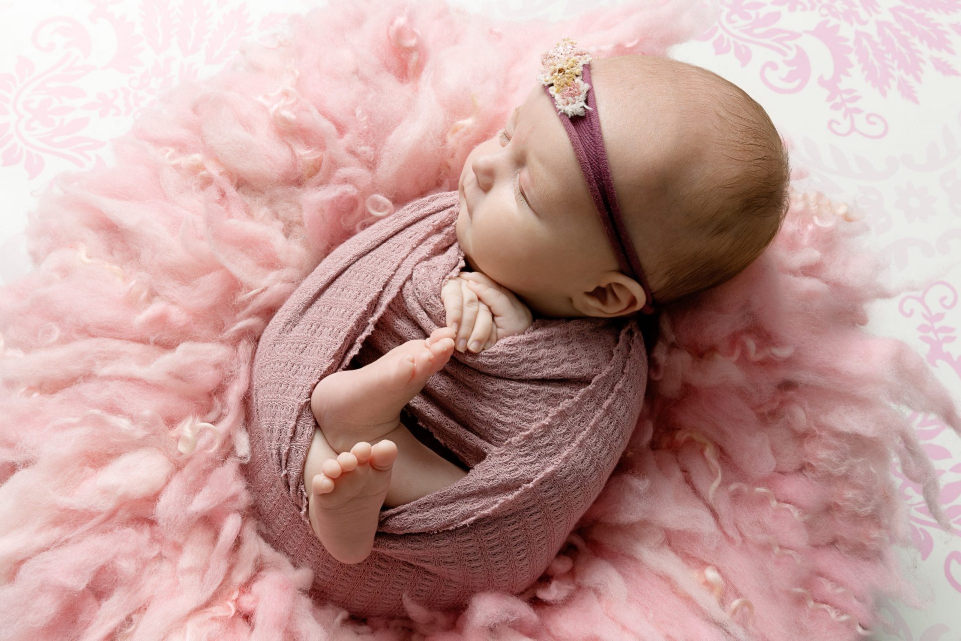 Professional-Newborn-Photography-Mackay